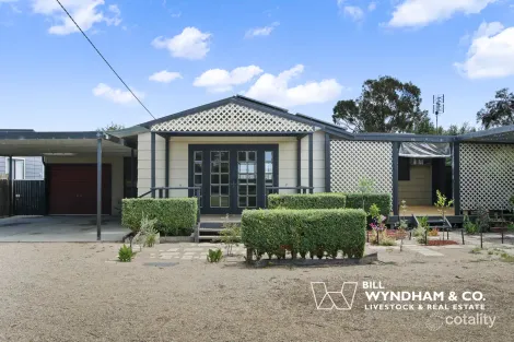 107 Main Rd, Paynesville, VIC 3880