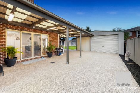 Property photo of 2 Burrill Court Taylors Hill VIC 3037