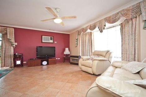 6 Bundy Ct, South Lake, WA 6164