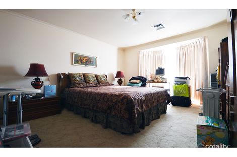 Property photo of 22 Hawkesbury Road Werribee VIC 3030