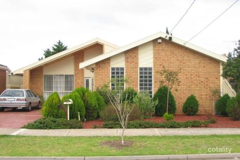 82 Balaclava Ave, Altona Meadows, VIC 3028