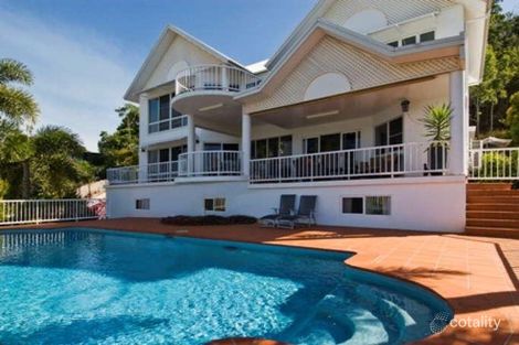 9 Woodmont Pl, Mooroobool, QLD 4870