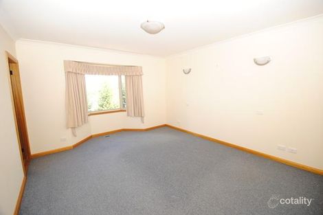 Property photo of 8 Wilton Close McKellars Park NSW 2790