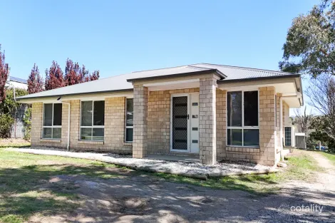 Property photo of 210 Logan Street Tenterfield NSW 2372