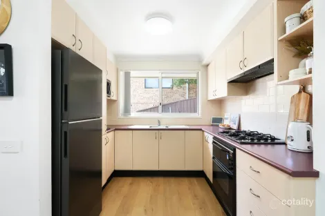 Property photo of 7 Crispsparkle Drive Ambarvale NSW 2560