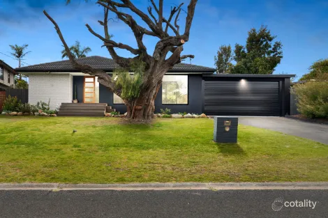 Property photo of 19 Poplar Drive Rosebud VIC 3939