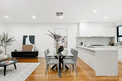 Property photo of 2/4 Frank Street Doncaster VIC 3108