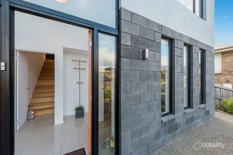 Property photo of 17 Spinnaker Crescent Tranmere TAS 7018