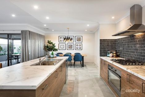 Property photo of 15 Whiteoak Way Piara Waters WA 6112