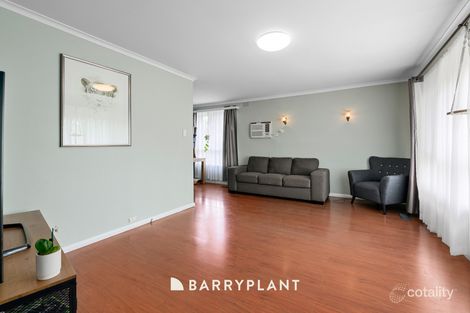 Property photo of 26 Sweet Gum Avenue Narre Warren VIC 3805