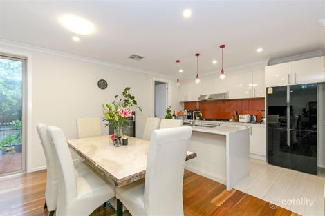 Property photo of 2/27 Crocus Crescent Glen Waverley VIC 3150