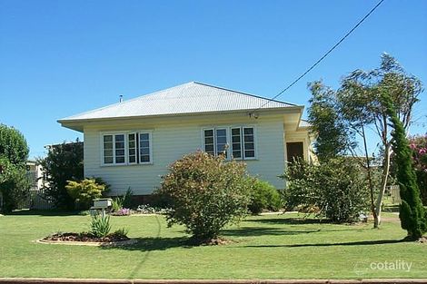 38 Yarrawonga St, Warwick, QLD 4370