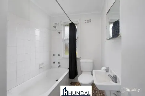 Property photo of 15 Robshaw Road Marayong NSW 2148