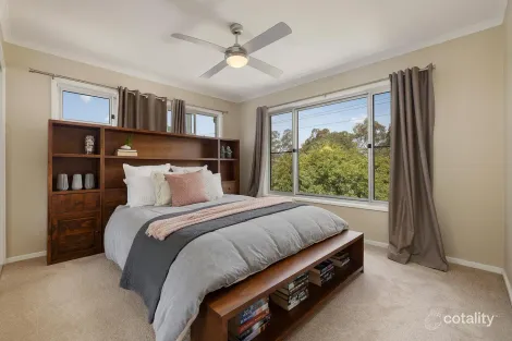 Property photo of 326 Southern Cross Drive Macgregor ACT 2615