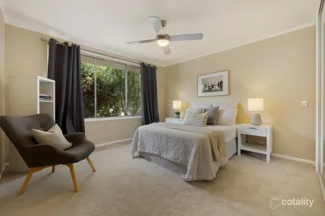 Property photo of 326 Southern Cross Drive Macgregor ACT 2615