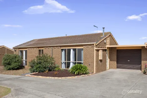 4/1 Reserve Rd W, Melton, VIC 3337