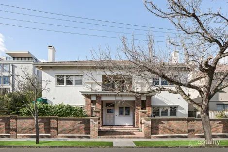 2/30 Tintern Ave, Toorak, VIC 3142