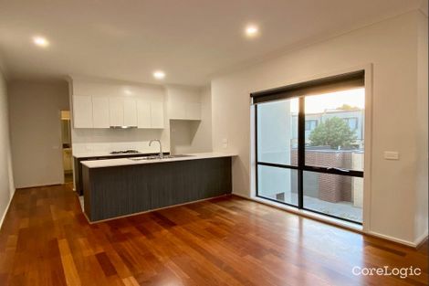 Property photo of 100 Queen Circuit Sunshine VIC 3020