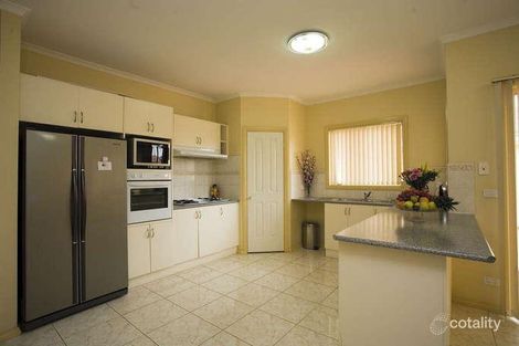 Property photo of 5 Kiama Place Cairnlea VIC 3023
