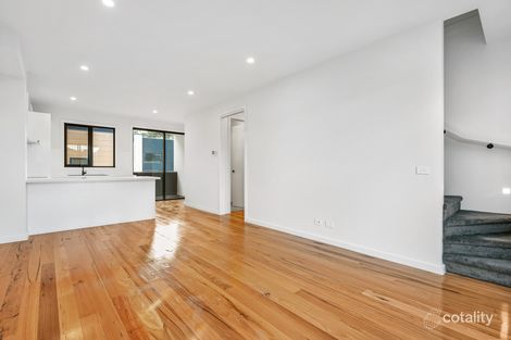 Property photo of 2/250 Hull Road Mooroolbark VIC 3138