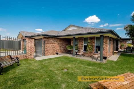 3 Bishop Kennedy Cl, Oxley Vale, NSW 2340