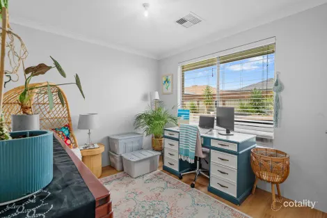 Property photo of 42 Barron Turn South Yunderup WA 6208