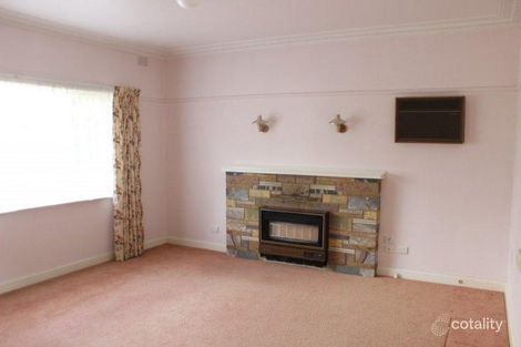 Property photo of 7 Forrest Street Sunbury VIC 3429