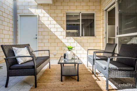 Property photo of 22B Chalcombe Way Warwick WA 6024