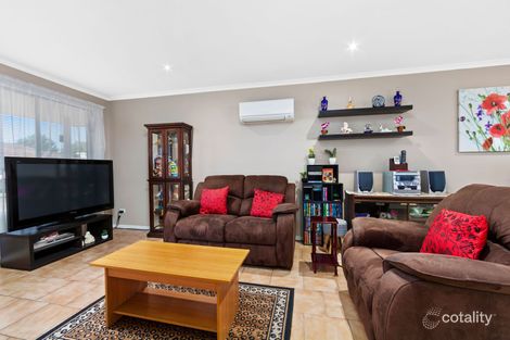 Property photo of 90 Welwyn Parade Deer Park VIC 3023