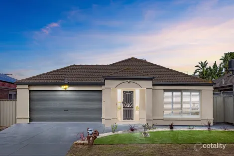 65 Abbington Cres, Caroline Springs, VIC 3023
