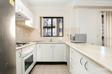 Property photo of 8/11-13 Fourth Avenue Blacktown NSW 2148