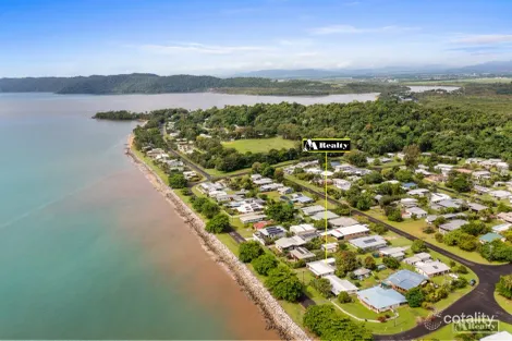 Property photo of 21 Esplanade Flying Fish Point QLD 4860