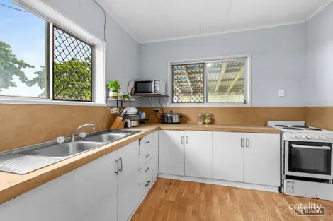 Property photo of 21 Esplanade Flying Fish Point QLD 4860