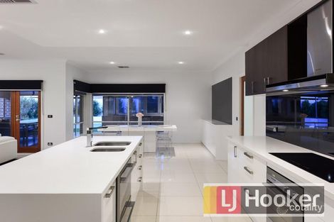 Property photo of 14 Black Caesar Drive Cranbourne East VIC 3977