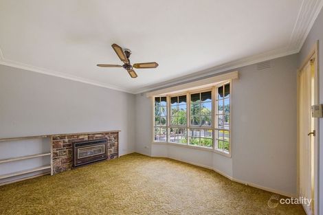 Property photo of 77 Welwyn Parade Deer Park VIC 3023