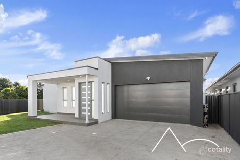 Property photo of 5 Hoxton Place Spring Farm NSW 2570