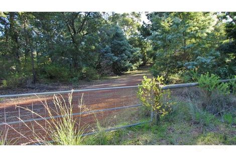 66 Narbethong Rd, Bedfordale, WA 6112