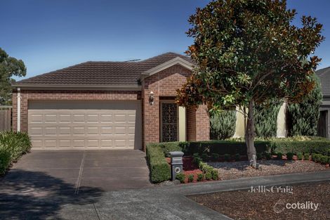 32 Huntingfield Dr, South Morang, VIC 3752