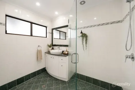 Property photo of 11 Saric Avenue Georges Hall NSW 2198