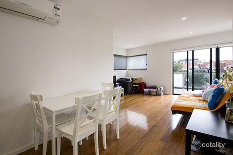 Property photo of 5/16 Shepparson Avenue Carnegie VIC 3163