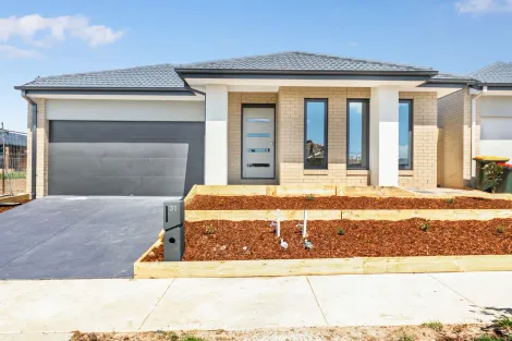 31 Montenegro Cres, Mount Duneed, VIC 3217