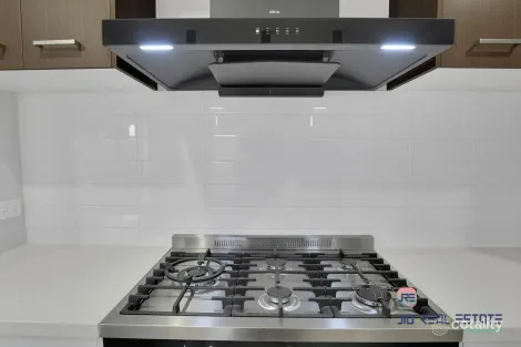 Property photo of 8 Shelterbelt Avenue Weir Views VIC 3338