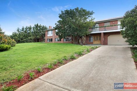 16 Ramsay Cres, Darley, VIC 3340