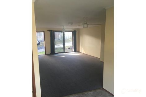 18 Wirth Tce, Highland Park, QLD 4211