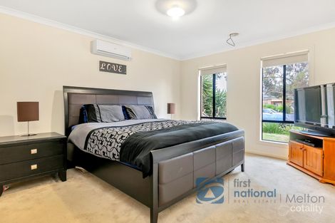 Property photo of 38 Lady Penrhyn Drive Harkness VIC 3337