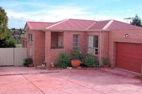 Property photo of 23 Nicholson Crescent Meadow Heights VIC 3048