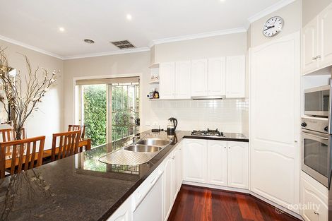 Property photo of 15 Hester Walk Macleod VIC 3085