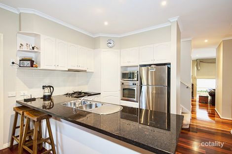 Property photo of 15 Hester Walk Macleod VIC 3085