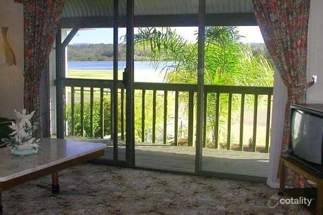 Property photo of 52 Sunpatch Parade Tomakin NSW 2537