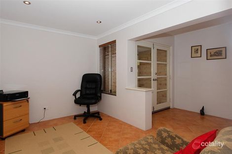 Property photo of 12 Sirius Ramble Quinns Rocks WA 6030